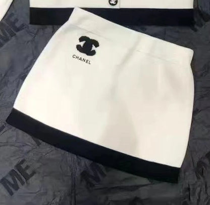 New Women's Clothing French Knitted Cardigan Sweater Skirt Fashion Two-Piece Suit 1024030607