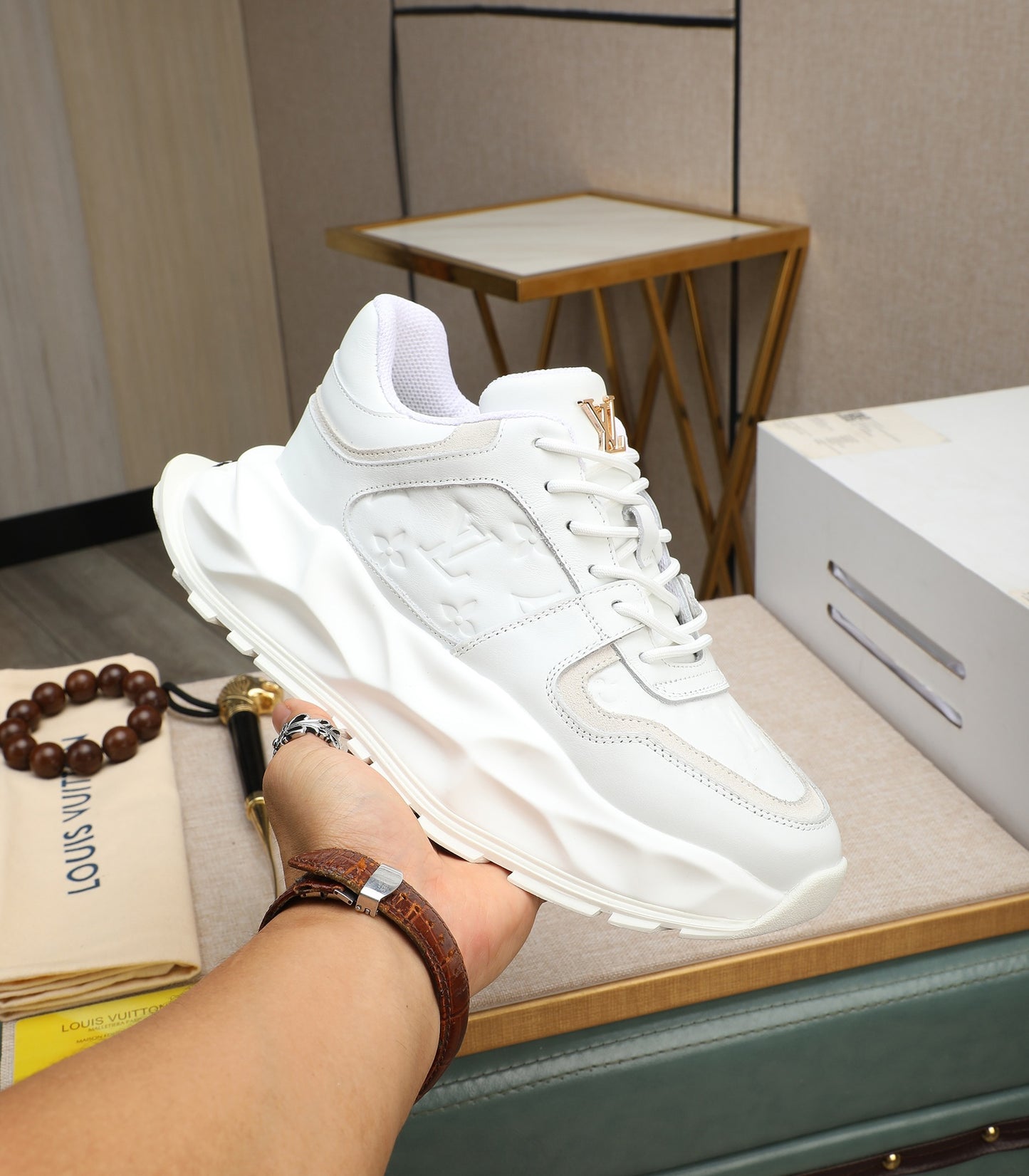 Lvv fashion luxury printed rubber sole sports shoes 0724121601