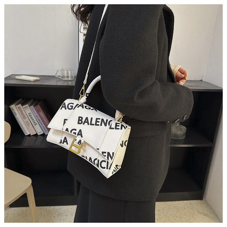 High-grade Texture Letter Hourglass Bag Single-shoulder Portable Crossbody Fashion Bag 1024041102