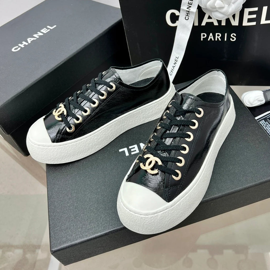 New fashion classic versatile sports sneakers 1024040318