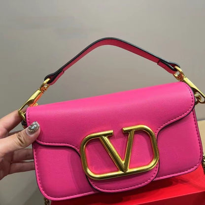 Gold Label V logo small square bag PD0620230802