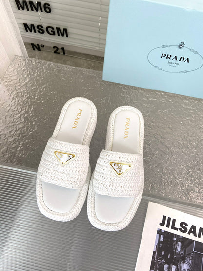 Spring and summer new style woven thick-soled triangle buckle strap slippers 0724032001