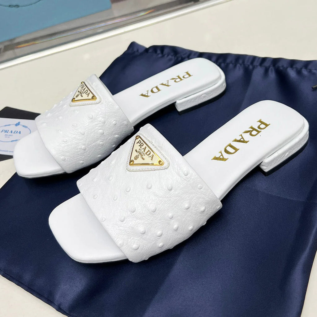 New fashion and versatile flip-flops 1025062404