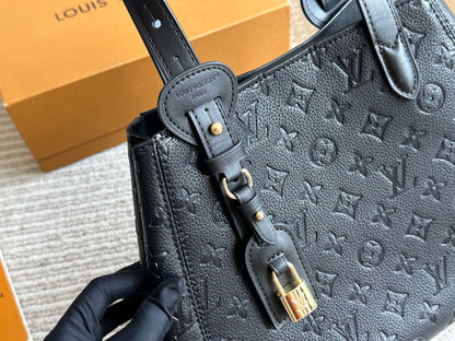 Lvv classic and fashionable printed Tote bag 0725091704