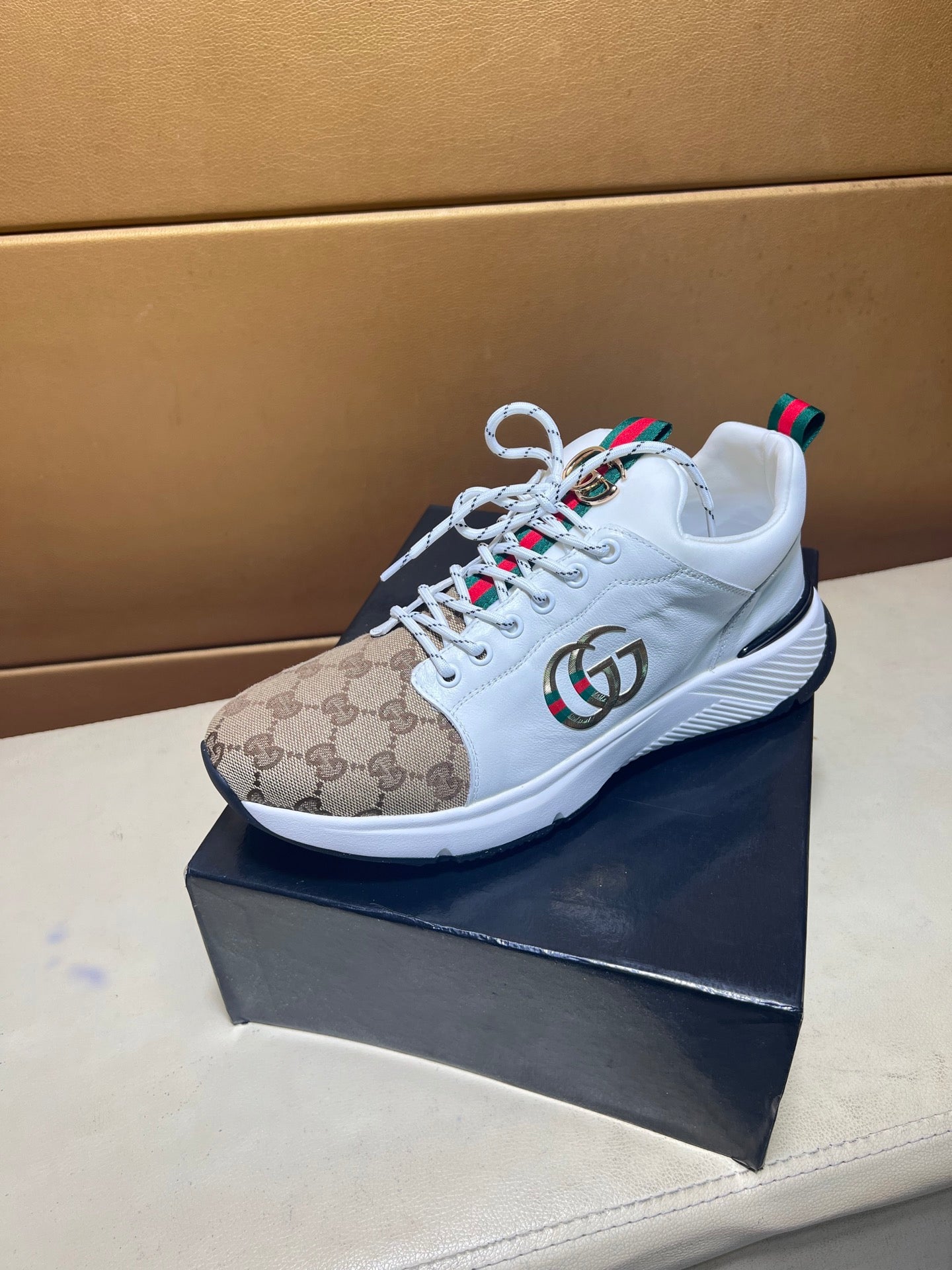 GG fashion men's sports shoes 0725072401