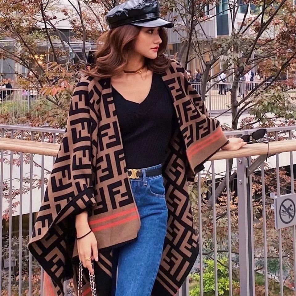 Brown F letter pure cashmere scarf PD0823112102