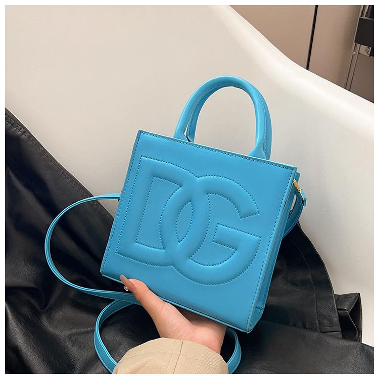 New Fashion Versatile Handbug 1023121903