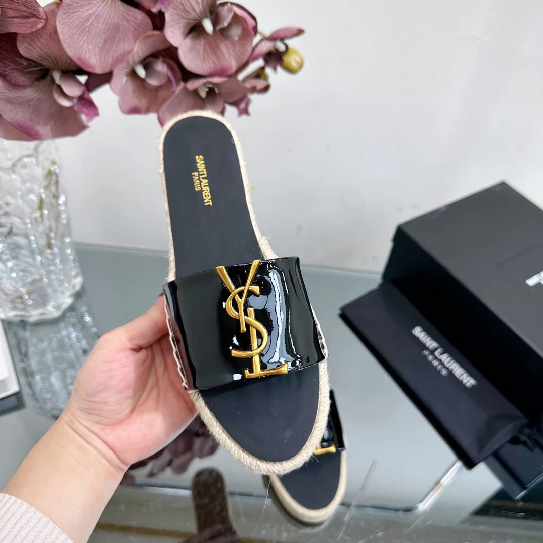 New fashionable and versatile casual sandals 0724030509