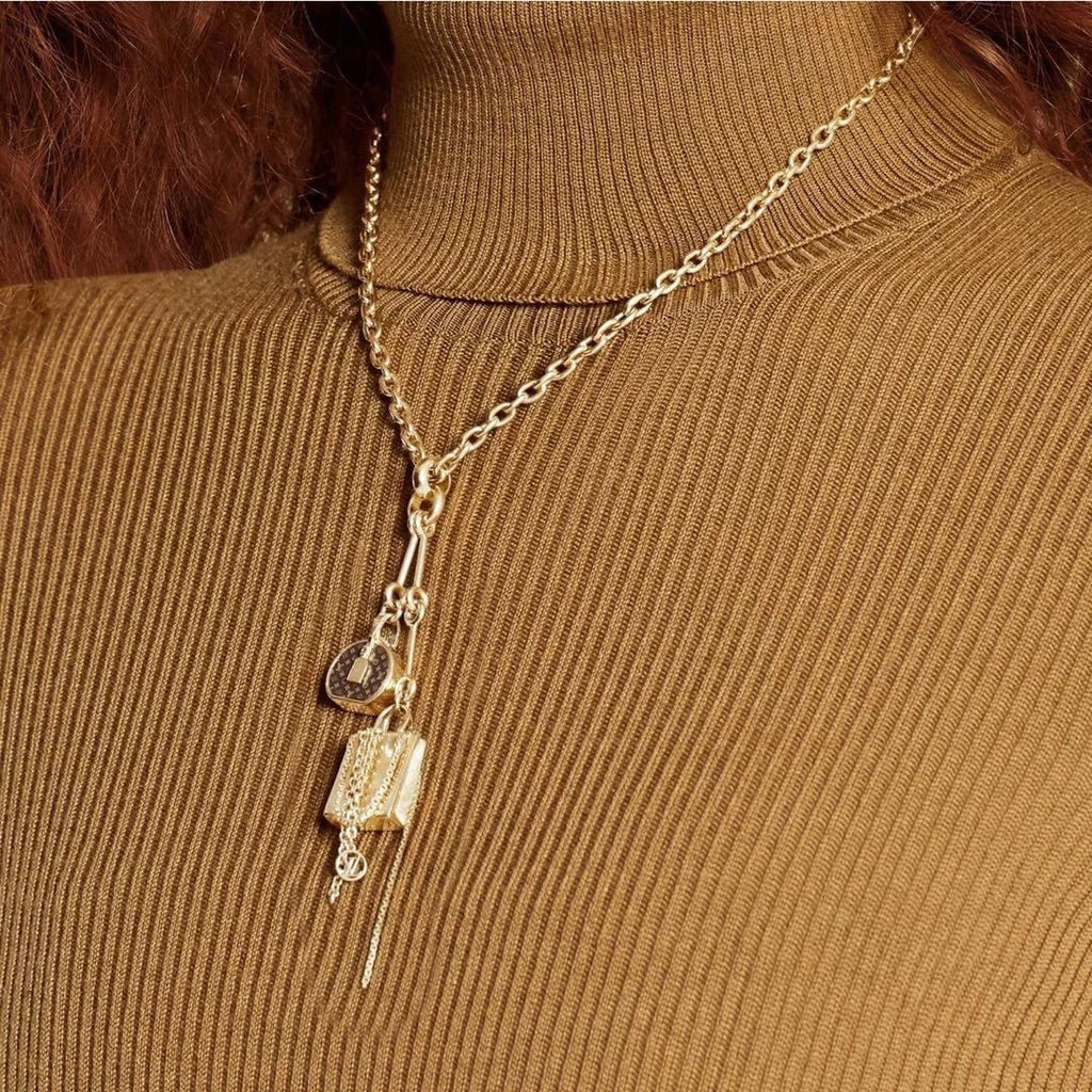 Round cake tassel bag necklace