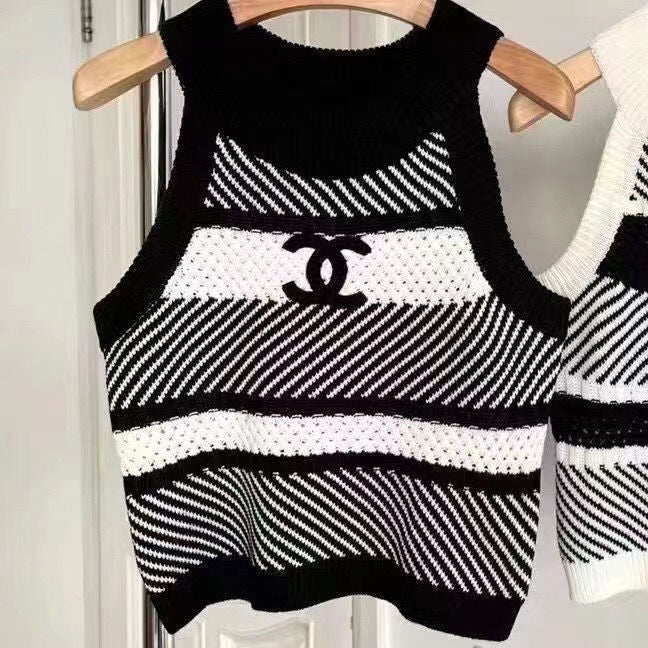 Fashion striped halter top for women's outerwear PD10062923