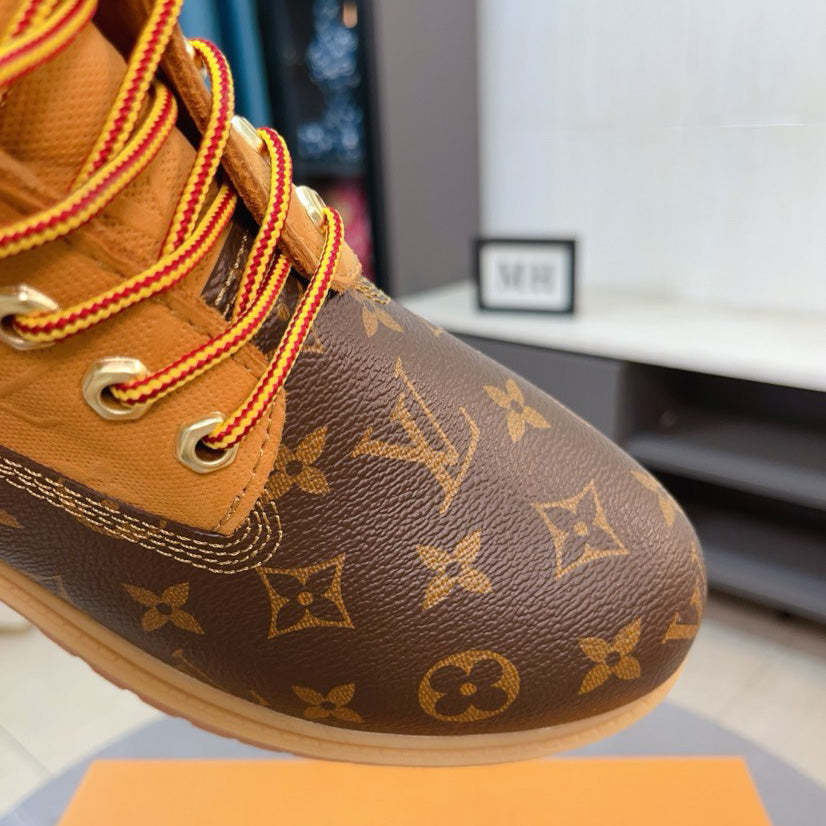 New Black and Brown V Logo Men's bootsPD052024090603