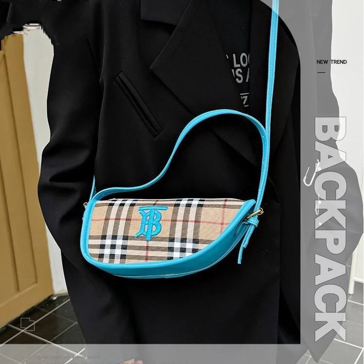 New Large Capacity Commuter Leisure All-match Shoulder Bag 1024070319