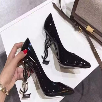 Pointed Trendy And Fashionable High Heels 1023120810