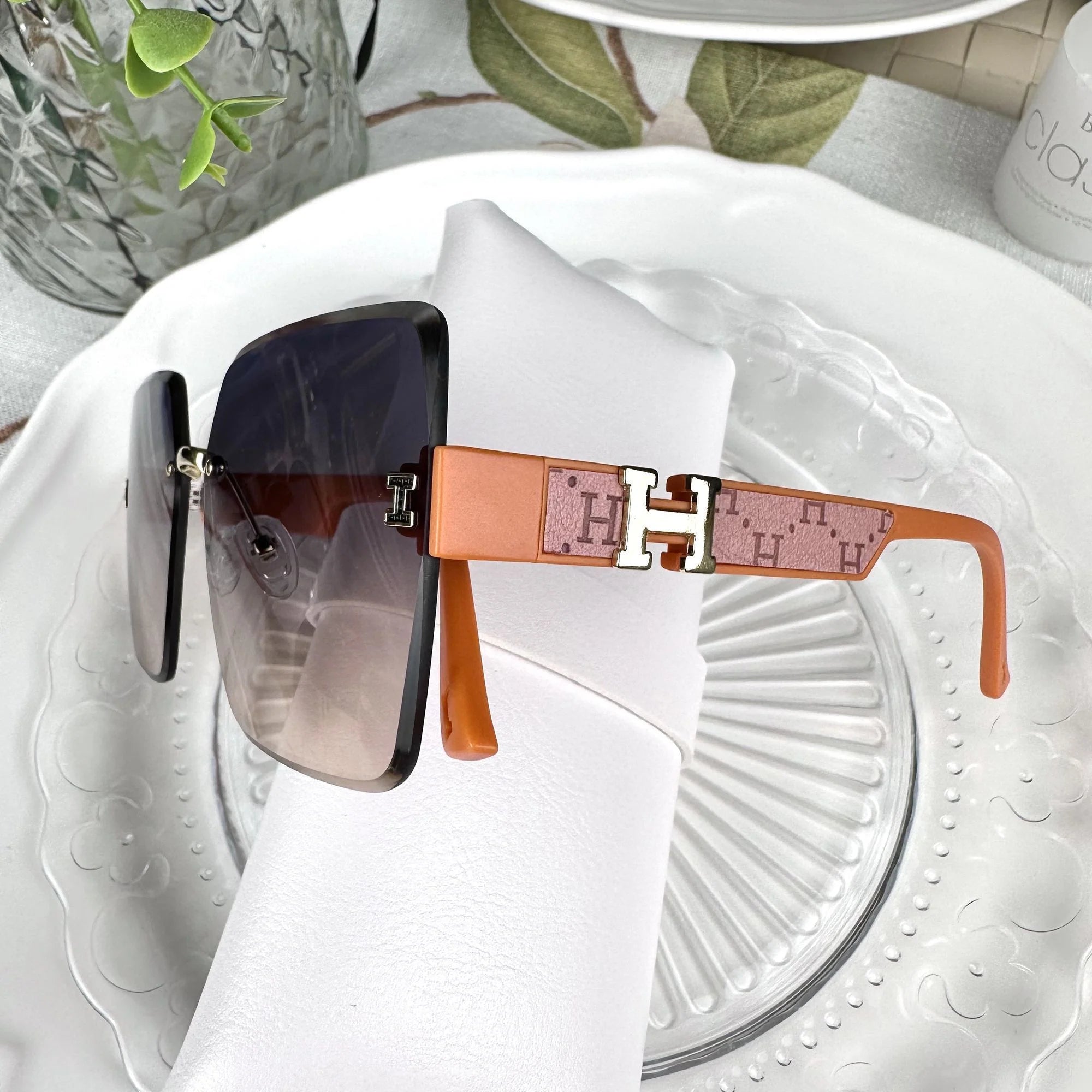 New Sunglasses Women's Frameless Anti-ultraviolet Gradient Two-color Sunglasses 1024062705