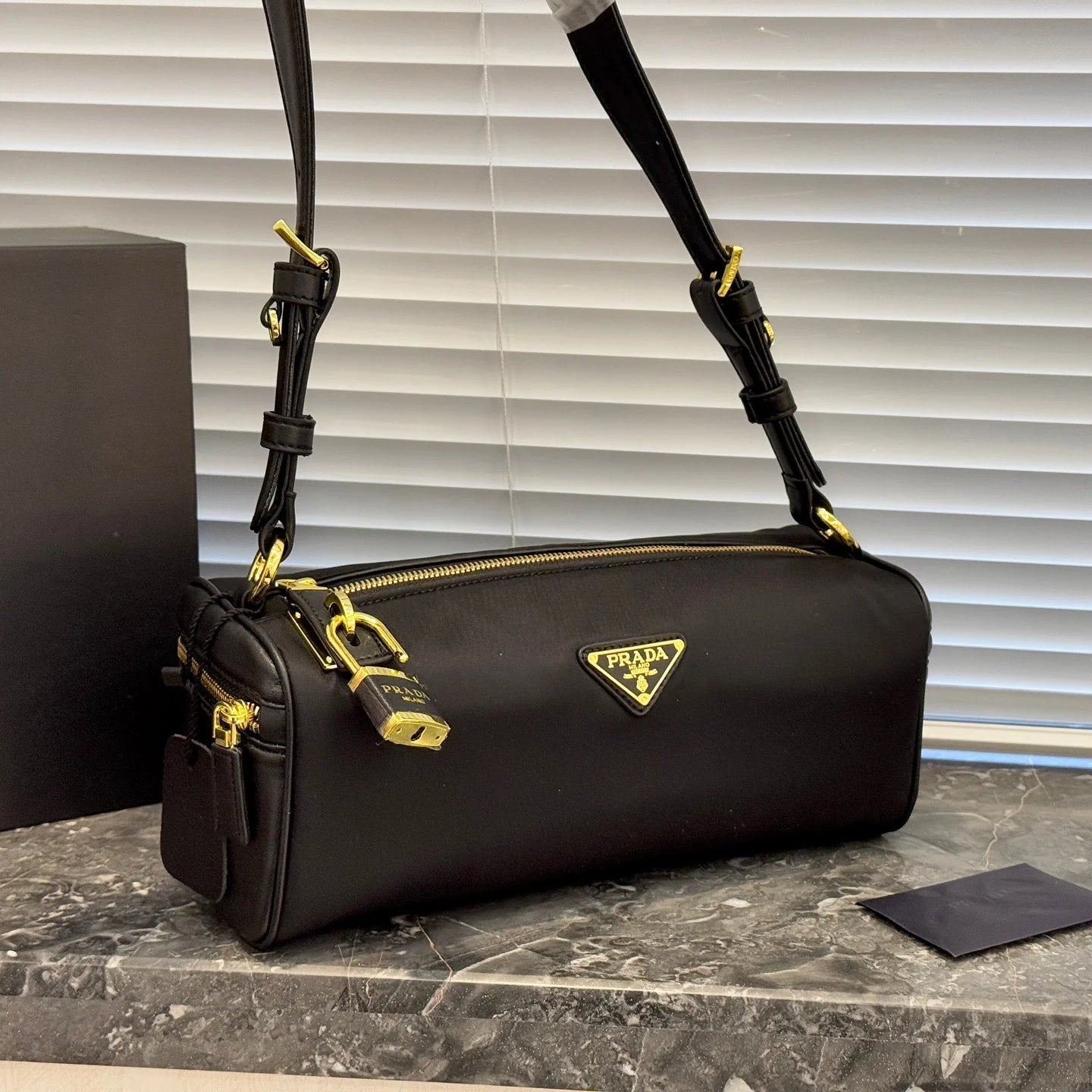 Cylinder Lock Bag Underarm Bag 1925012005