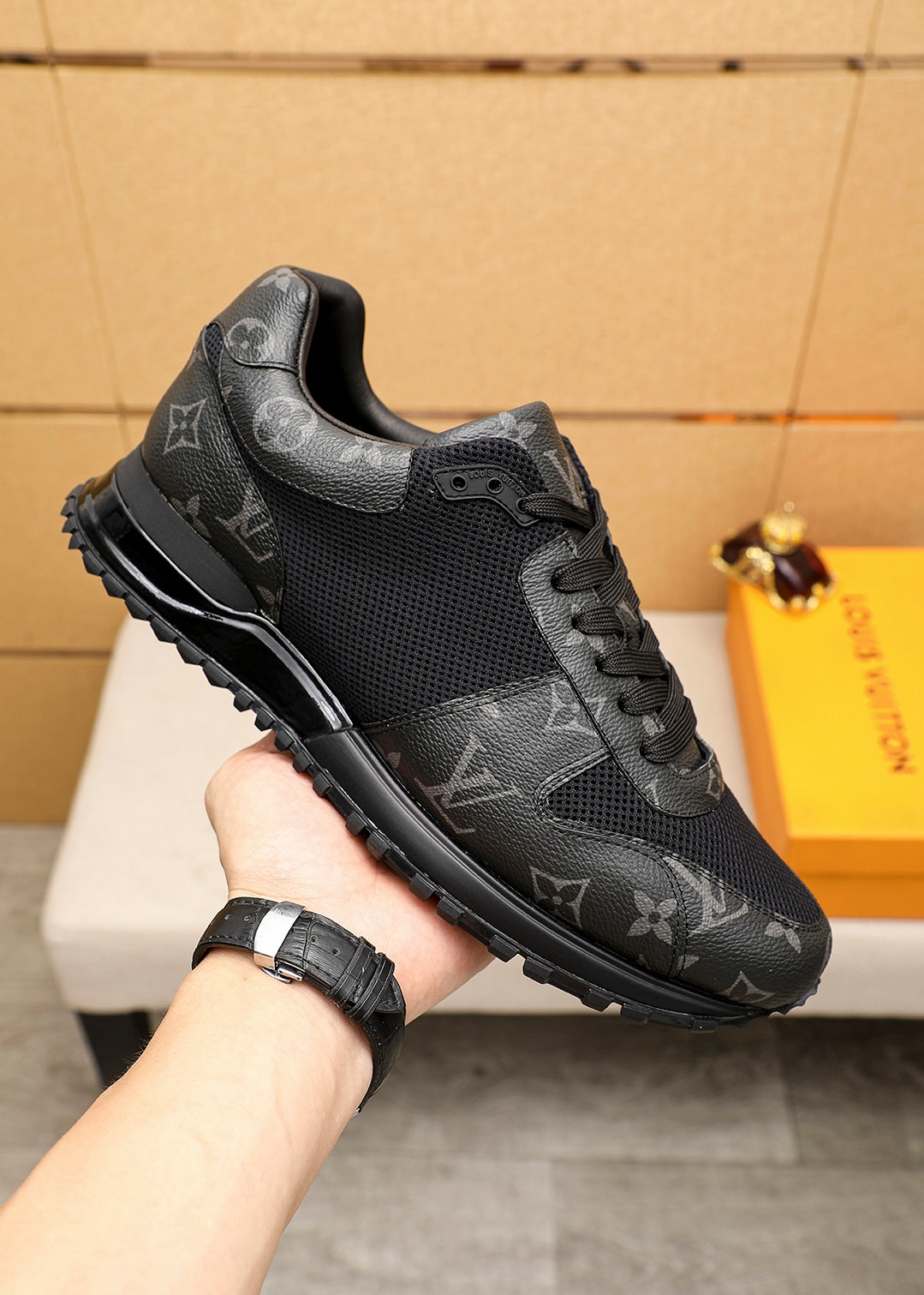 LVV top fashion printed breathable sneakers 0724112003