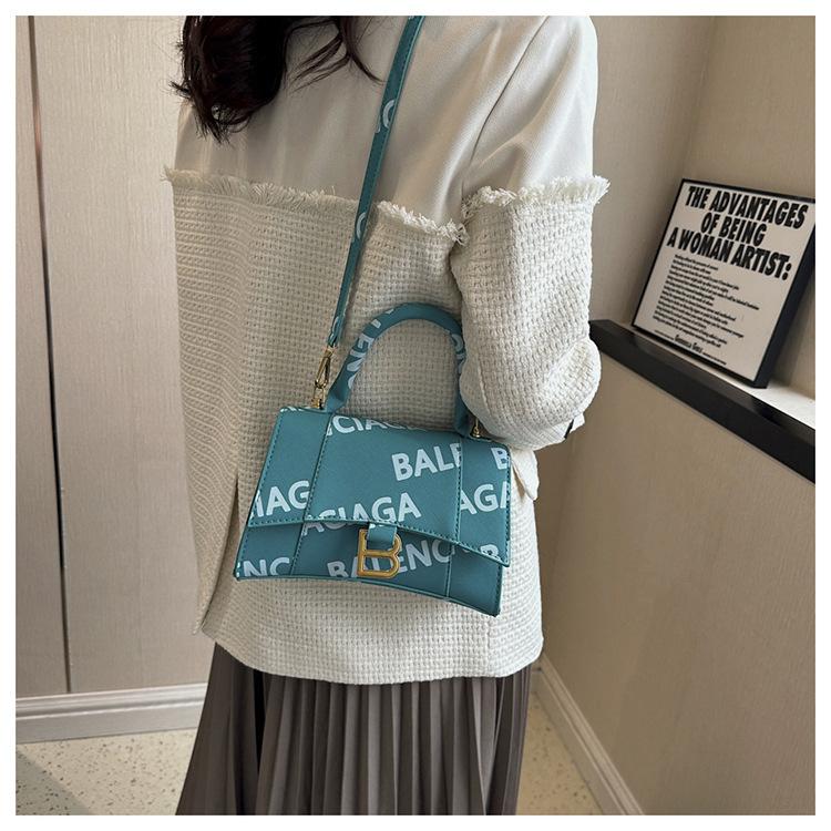 High-grade Texture Letter Hourglass Bag Single-shoulder Portable Crossbody Fashion Bag 1024041102
