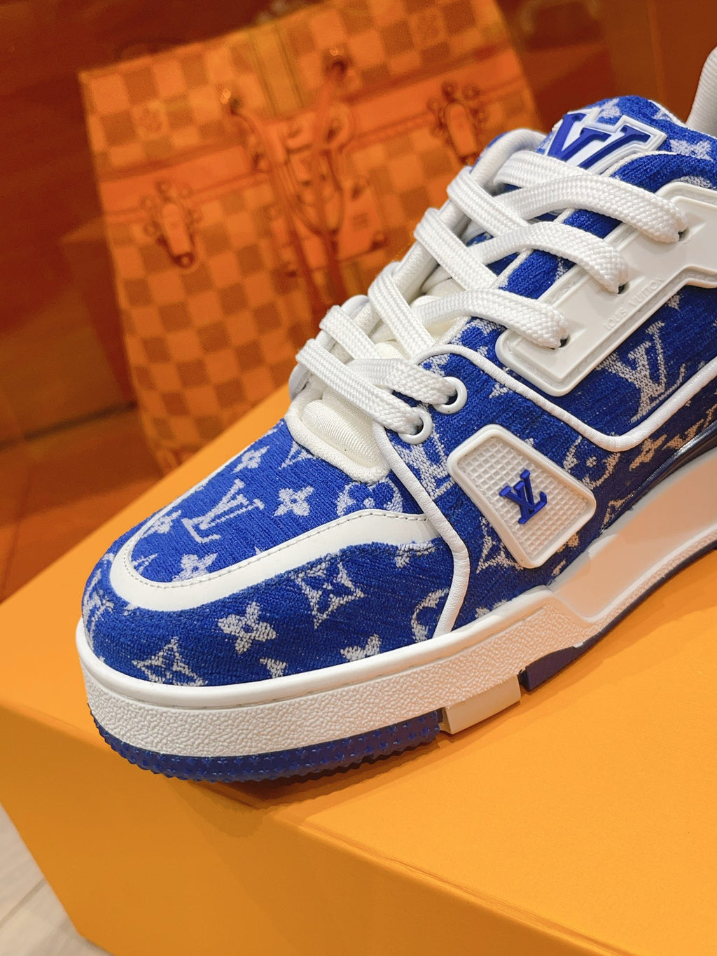 Lvv couple limited series casual denim print sneakers 0725012402
