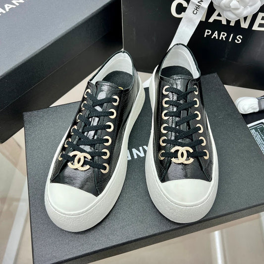 New fashion classic versatile sports sneakers 1024040318