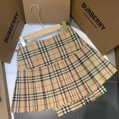 Fashionable and versatile plaid skirt 1024011915