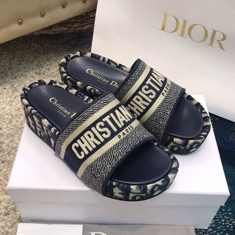 D High Quality Printed Embroidered Slippers 0724061403