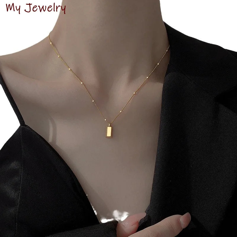 Fashionable cube necklace 2025081104