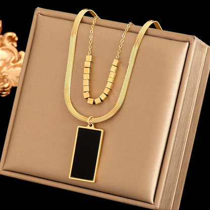 Square pendant necklace 2025081210