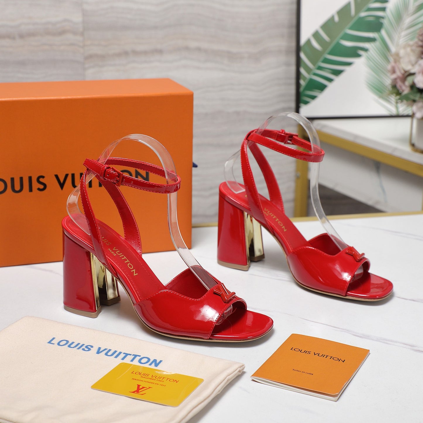 Lvv 25ss new high-heeled sandals 0725102305