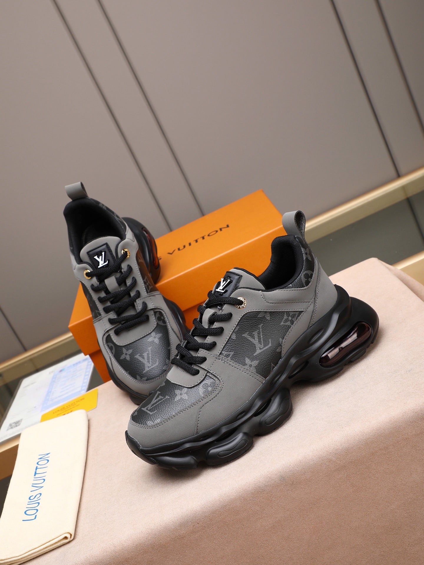 Lvv 25ss Autumn New Printed sports shoes 0725081801